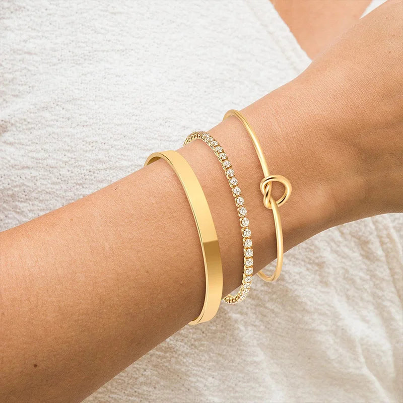 Elara Gold Layered Bracelet Set
