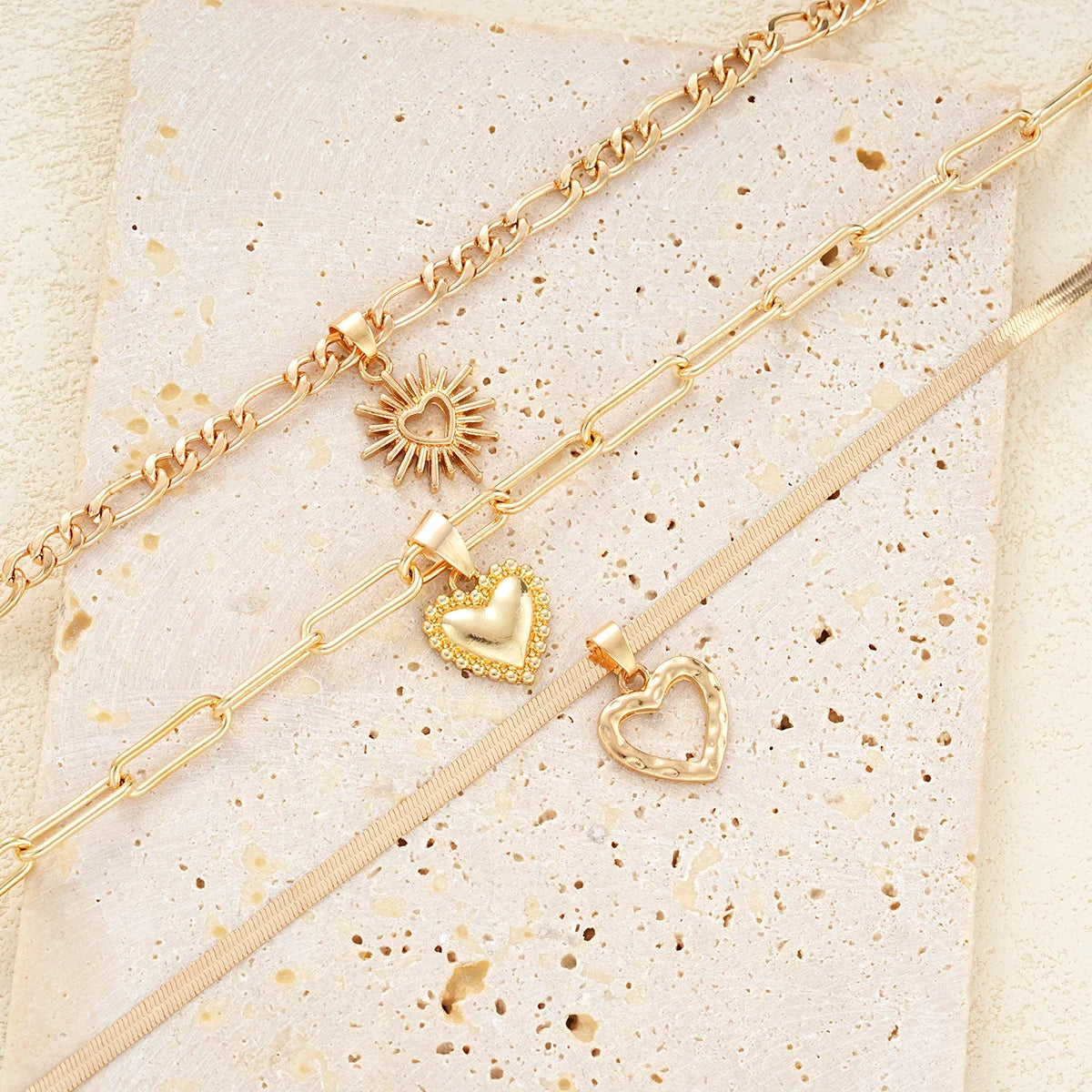 3Pcs/Set Boho Heart Pendant Necklace for Women European And American Copper Metal Gold Color Hollow Love Necklace Punk Jewelry