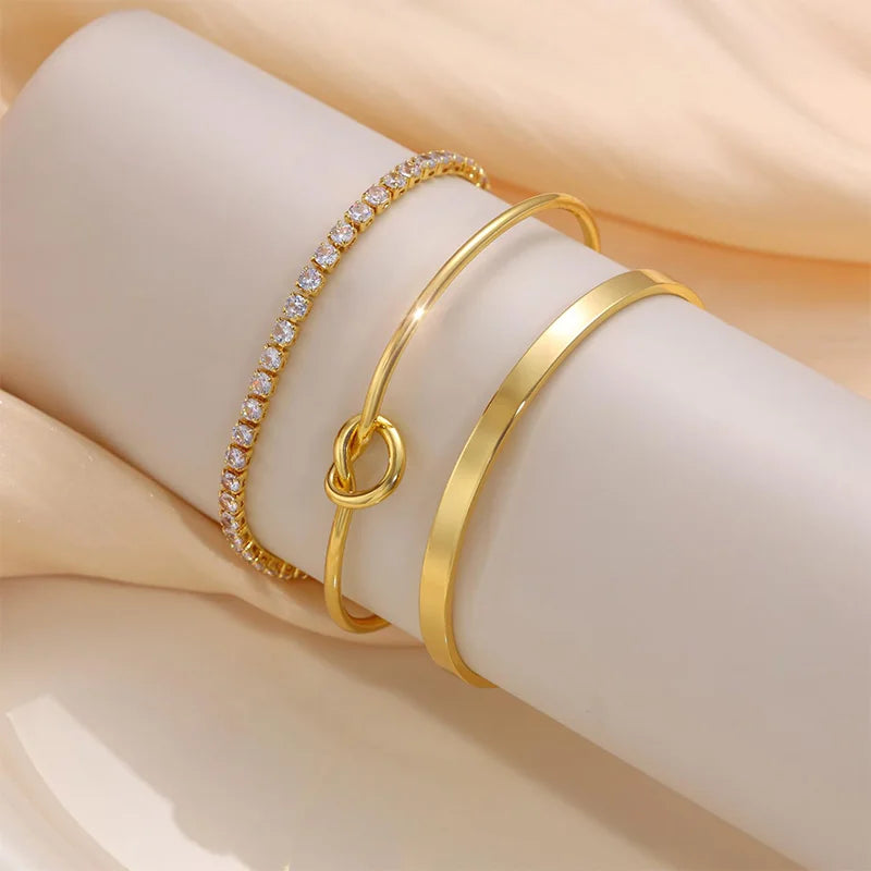 Elara Gold Layered Bracelet Set