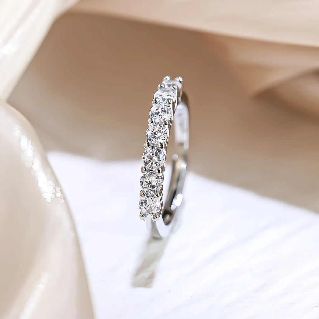 Luna Spark™ Minimalist Ring