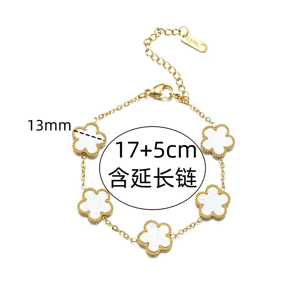 Luna Clover Charm Bracelet